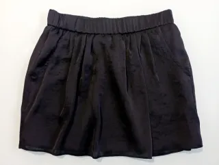Falda corta negra talla S
