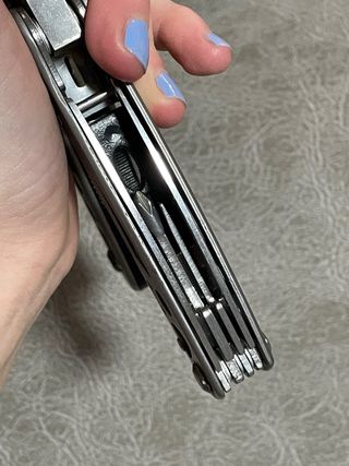 Multiherramienta de acero inoxidable