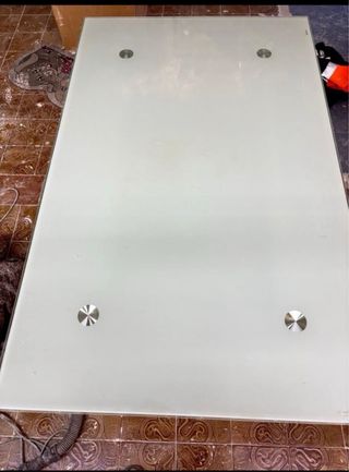 Mesa de comedor cristal y metal