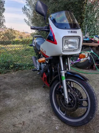 Yamaha XJ600