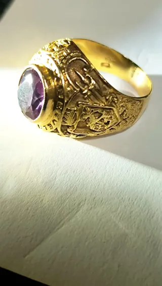 Anillo Obispo Amatista Oro