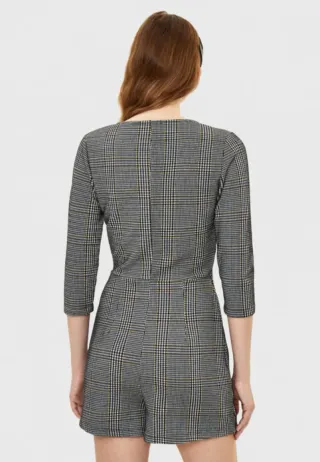 Vestido de cuadros cruzado