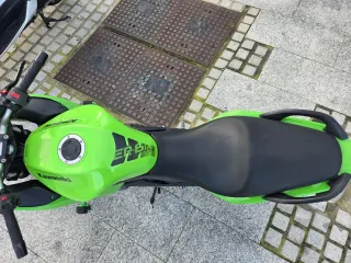 Kawasaki ER-6F Verde