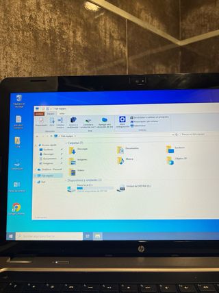 HP Core i3 Gris - Batería Nueva