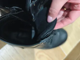 Stivali neri in pelle cerniera Bata suola gomma