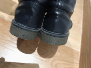 Stivali neri in pelle cerniera Bata suola gomma