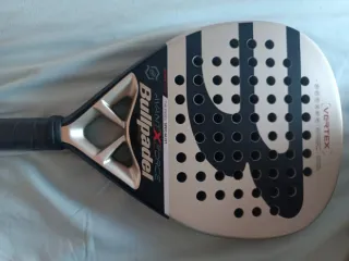 Pala Bullpadel Vertex Dorada