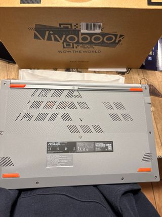 Portatile ASUS Vivobook Go 14/15 Grigio/Argento Nuovo