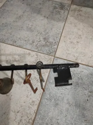 COLGADOR DE LLAVES ANTIGUO