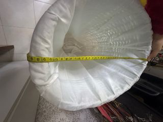 Cesto de mimbre turquesa y blanco sin tapa