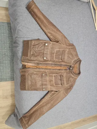 Cazadora de cuero para hombre