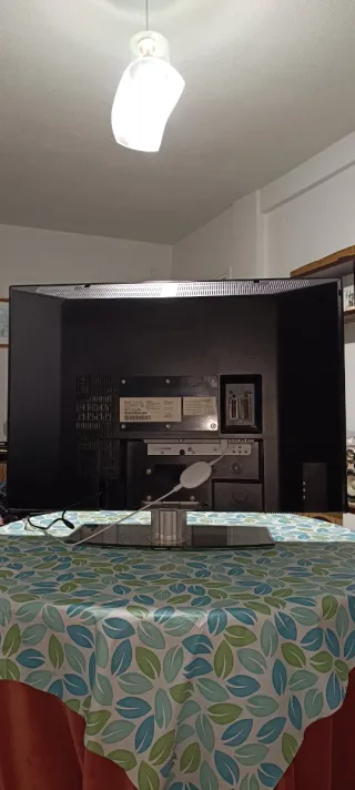 TV Philips LCD 32 Pulgadas + Chromecast Smart TV