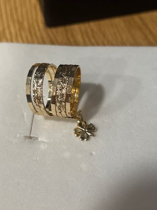 Anillos laminados oro trébol talla 8