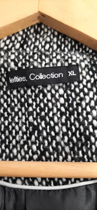 Abrigo gris talla XL