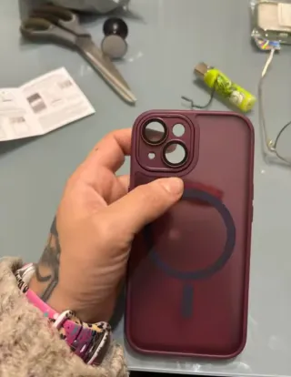 Funda iPhone 13 Rosa Magnética