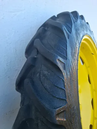 Ruedas Estrechas Tractor John Deere