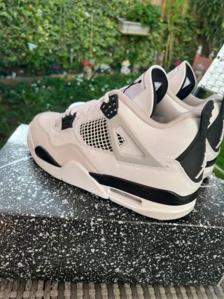 Jordan 4 Gris Blanco Talla 41