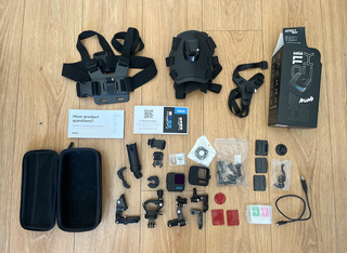 GoPro Hero 11 Black Mini + Accesorios