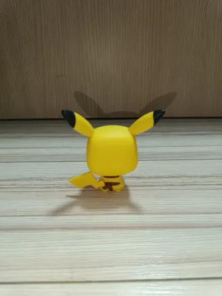 Funko Pop Pikachu y Dragón Shiryu