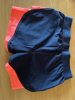 Completo sportivo Decathlon taglia 8/10  anni