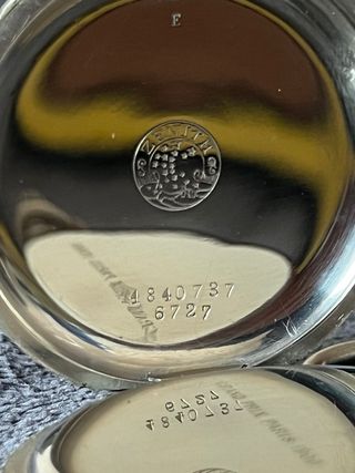 Reloj de bolsillo Zenith antiguo con cadena