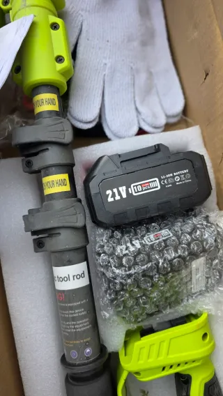 Nueva Podadora Eléctrica con Batería y Accesorios