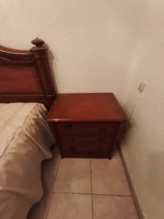 Mesitas de noche de madera