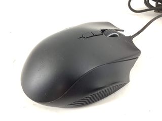 raton razer naga trinity