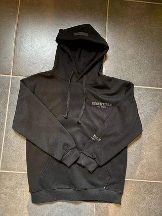 Tuta Fear of God Essentials Nera mai usata