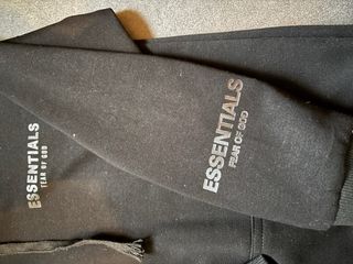 Tuta Fear of God Essentials Nera mai usata