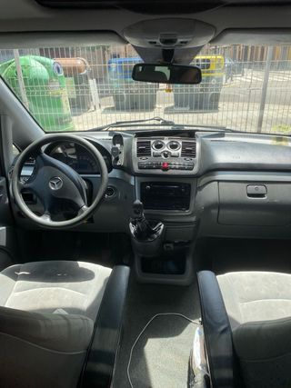 Mercedes-Benz Viano 2004