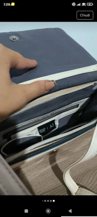 Borsa Armani Jeans bianca similpelle lucida