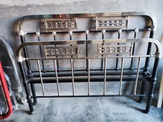 Cabeceros de cama + somieres metálicos