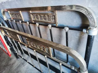 Cabeceros de cama + somieres metálicos