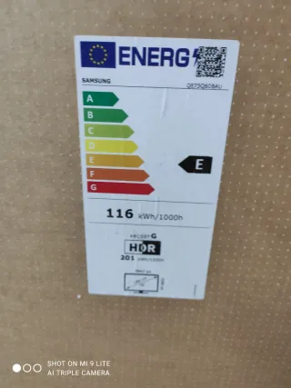 TV Samsung 75 (pantalla rota)