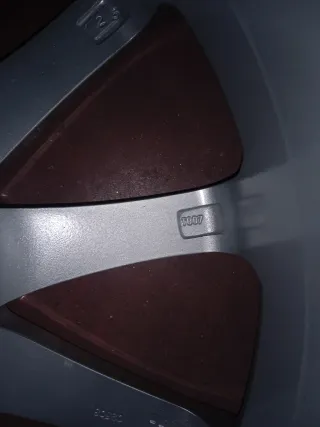 Llanta Toyota Avensis