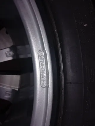 Llanta Toyota Avensis