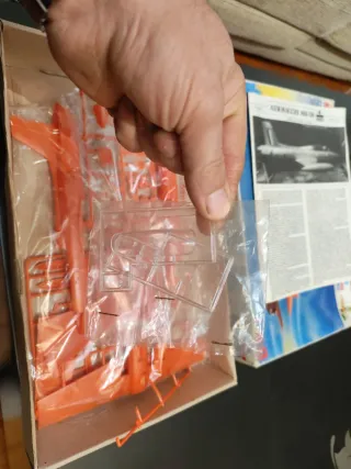 Maqueta Avión MB-326 ESCI 1/48(LEER)