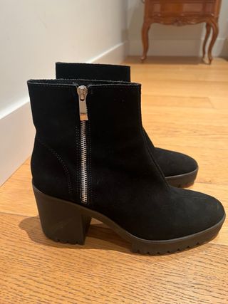 Botines ZARA piel negros nuevos