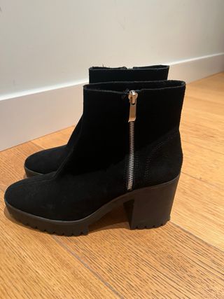 Botines ZARA piel negros nuevos