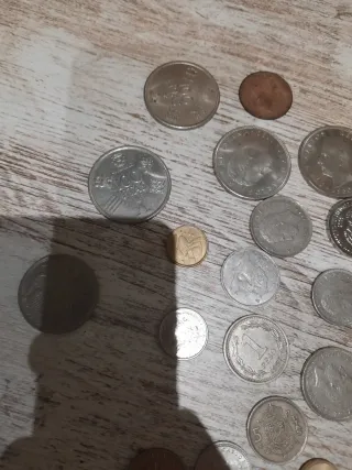 Lote monedas antiguas: 100, 25, 50 pesetas