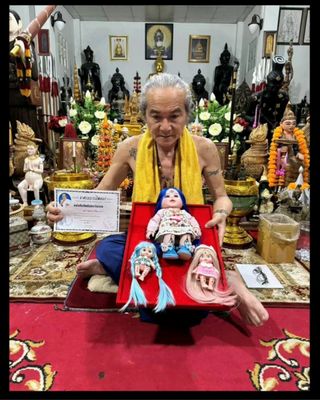 Muñeca embrujada Luk Thep Tailandia