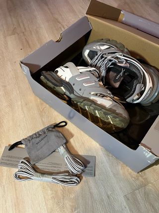 Balenciaga Track Gris y Blanco