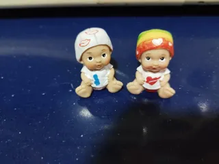 2 Figuras Bebé Pelón