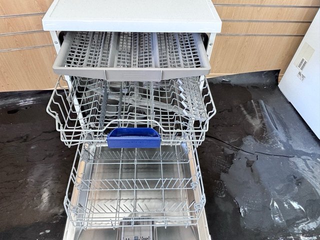 LAVAVAJILLAS SIEMENS 3 BANDEJAS A++. ENVIO GRATIS