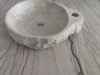 Lavabo amarillo Zarci con agujero para grifo