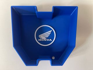 Cajetín hueco depósito Honda ADV 350