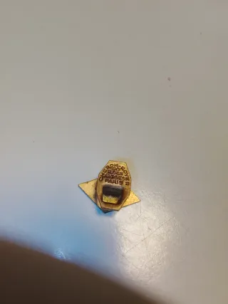 Pin Insignia Combatiente Herido en Combate IGM