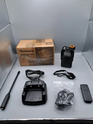 Walkie Talkie Quansheng UV-K5 Multibanda - Nuevo