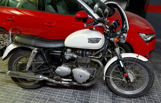 Triumph Bonneville, 19mil Km